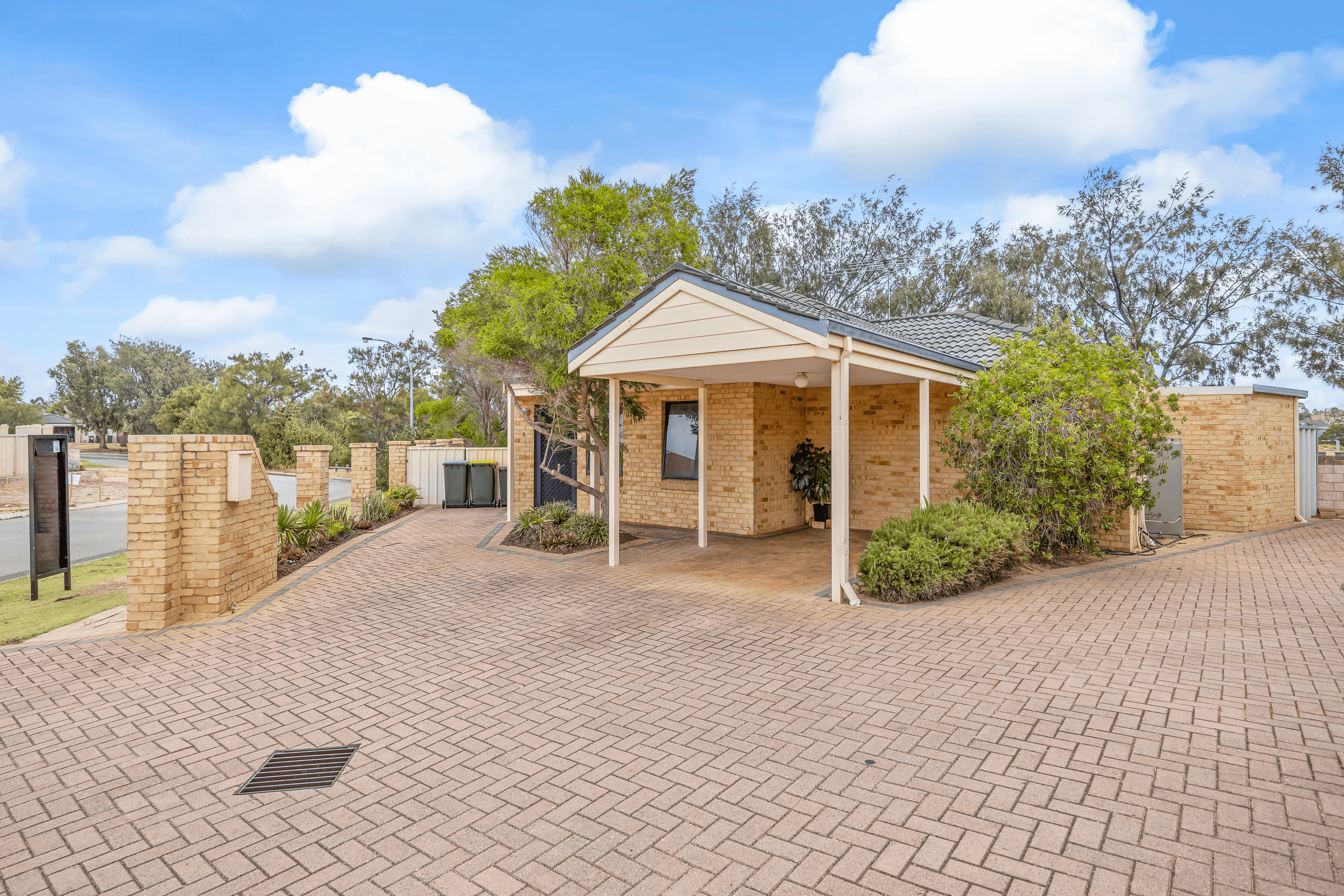 1/22 Arabella Mews, Currambine, WA 6028