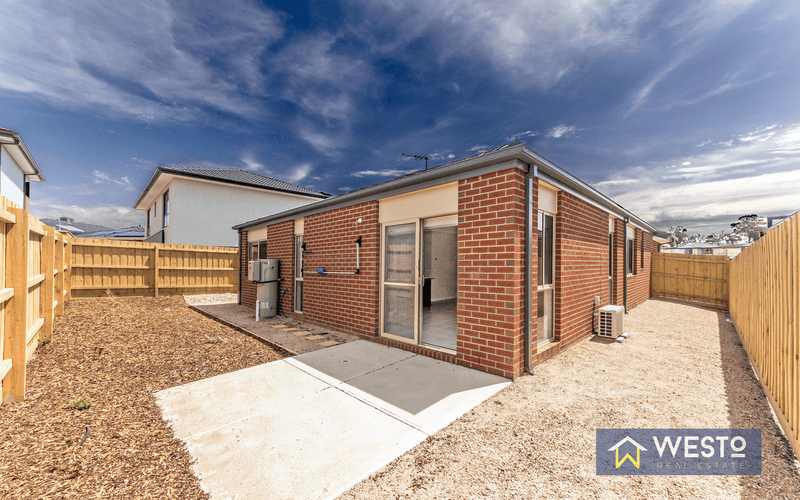 11 Scuffam Street, MERNDA, VIC 3754