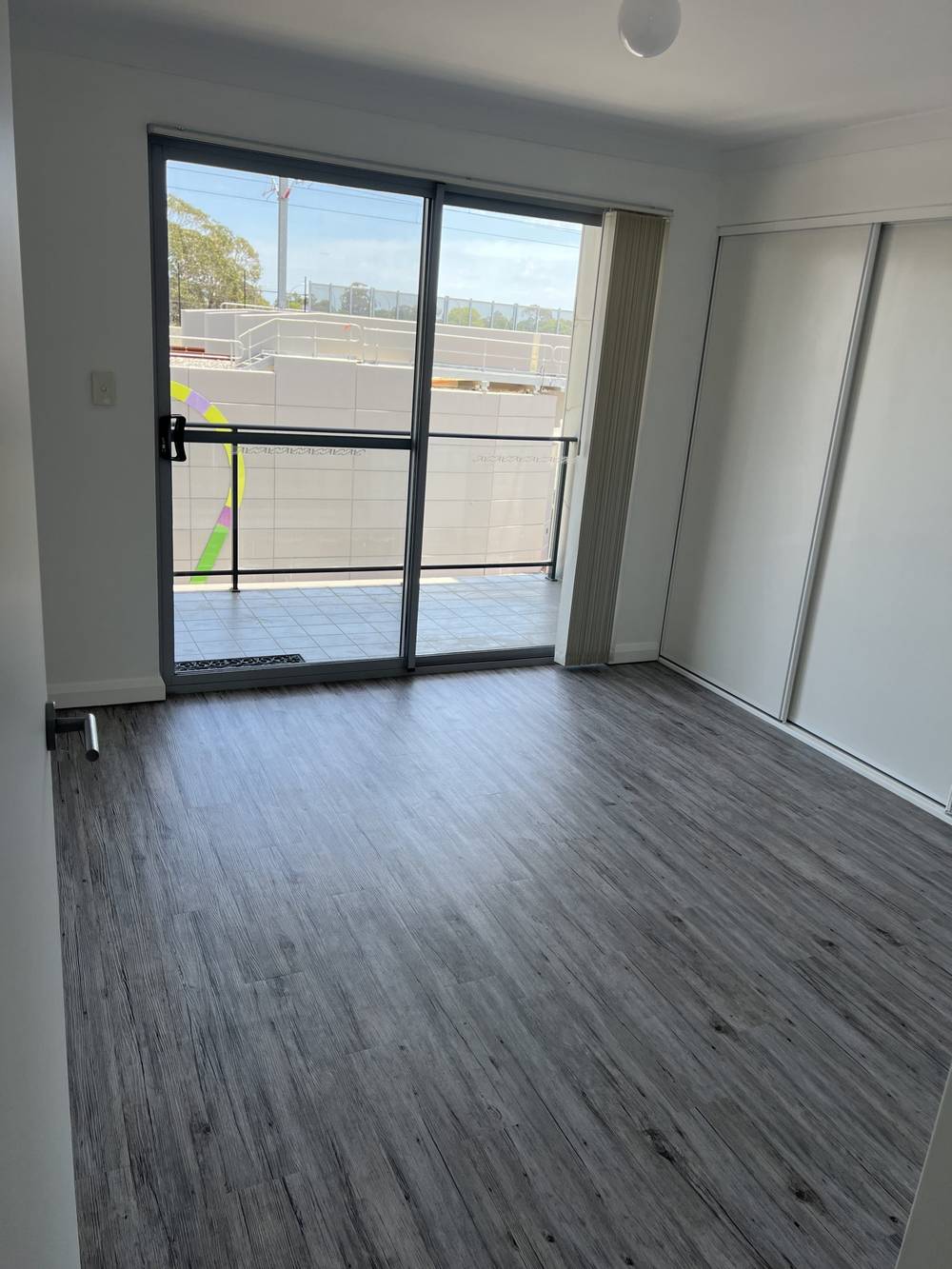 18/12 Davis Road, Kelmscott, WA 6111