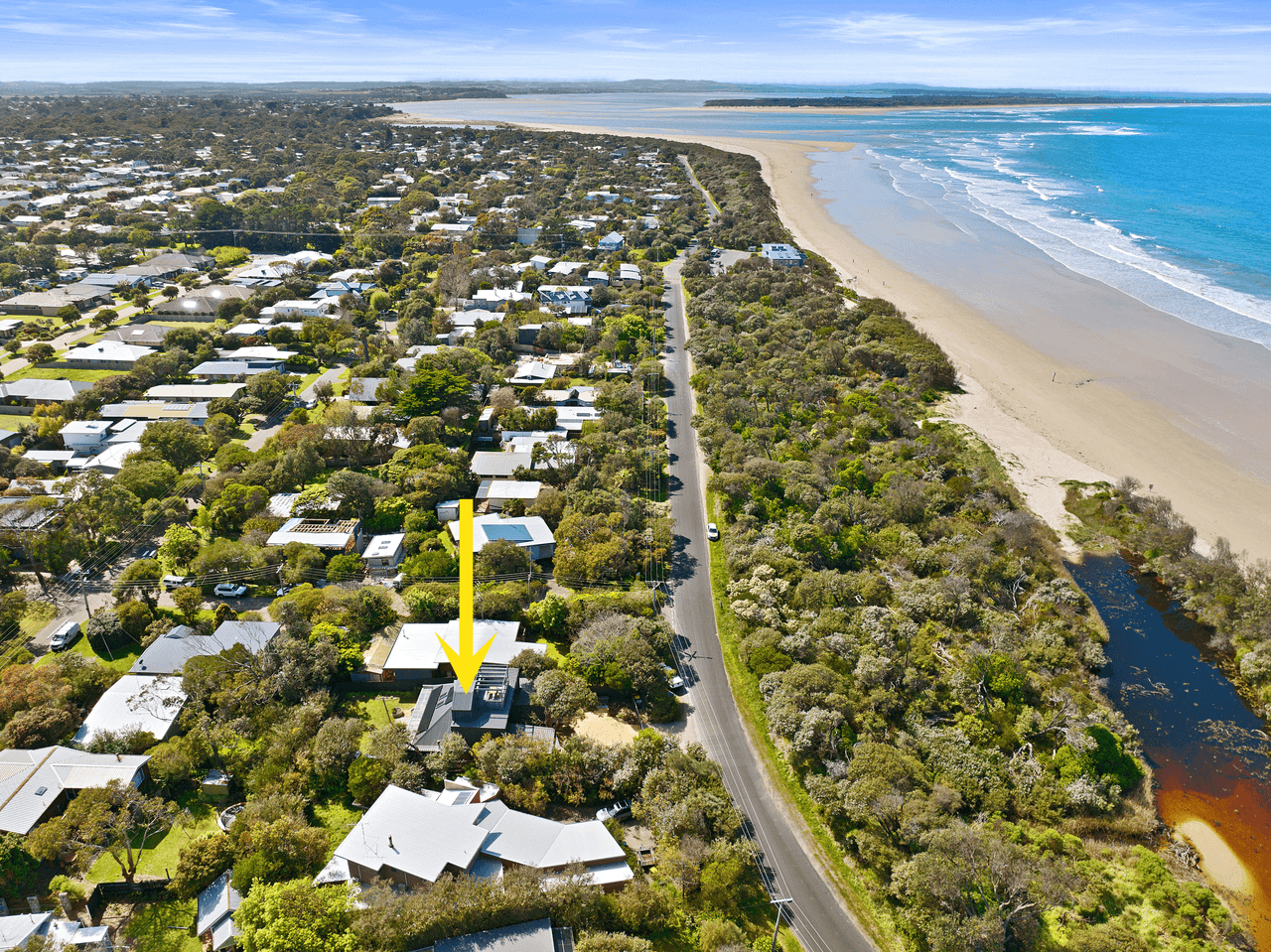 192 Surf Parade, INVERLOCH, VIC 3996