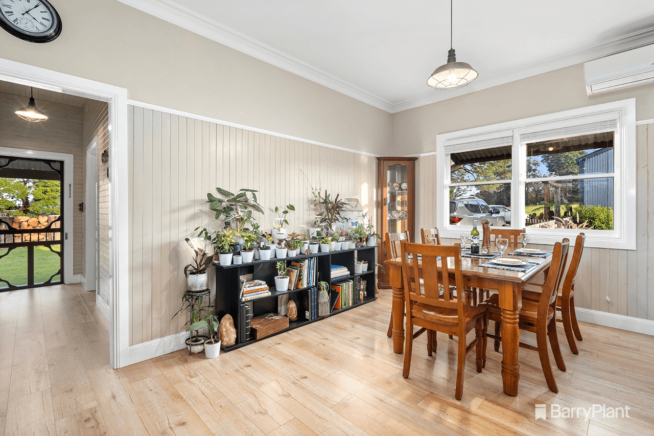 225 Queens Road, Wandin North, VIC 3139