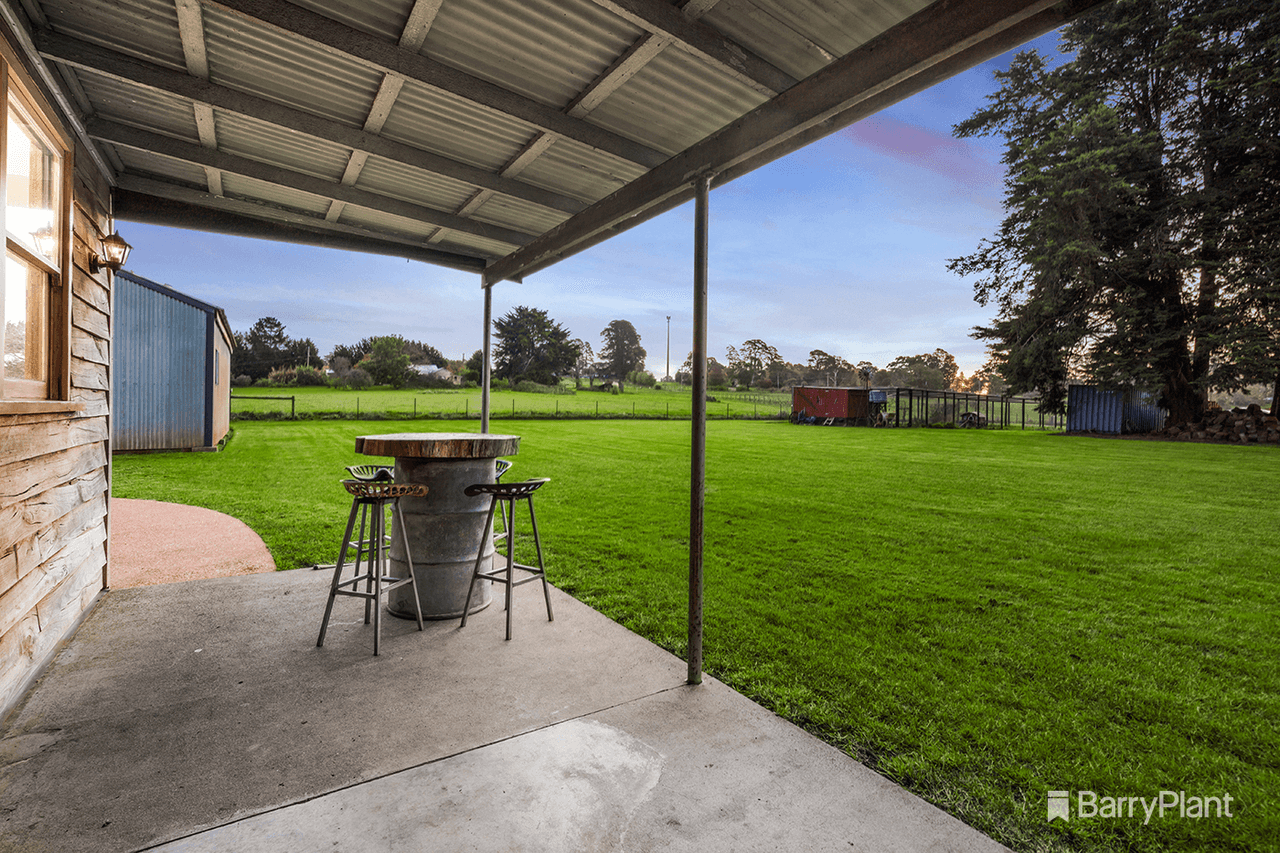 225 Queens Road, Wandin North, VIC 3139