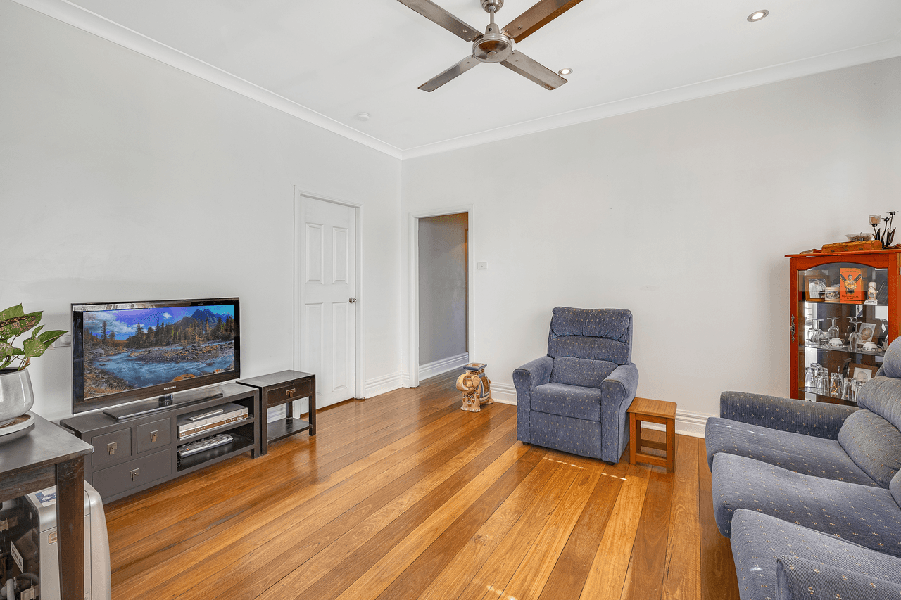 49 Brooks Street, TELARAH, NSW 2320