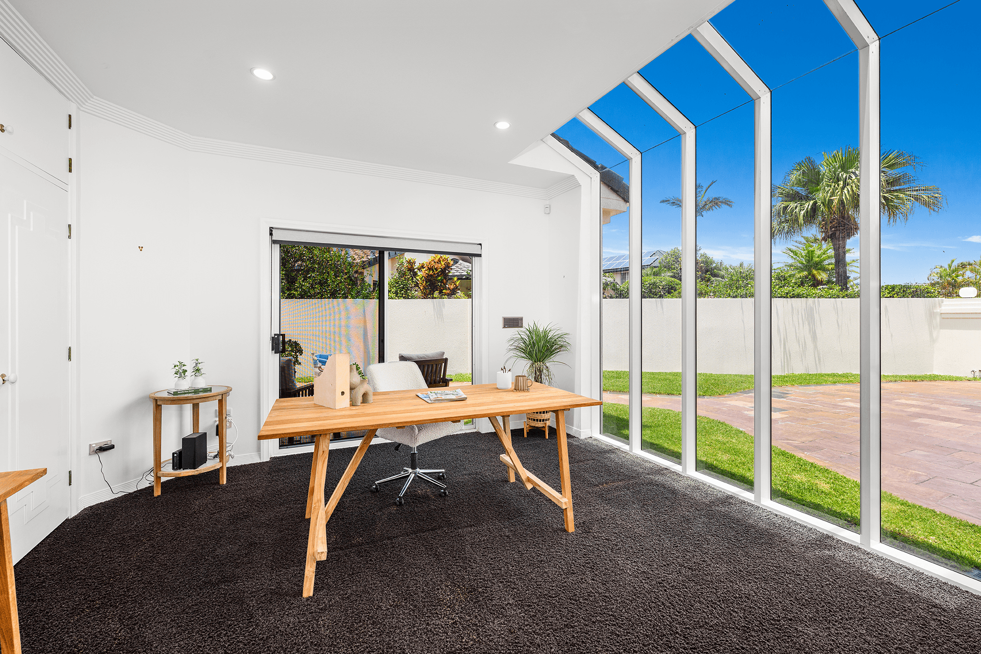 16 Cheval Court, BENOWA WATERS, QLD 4217