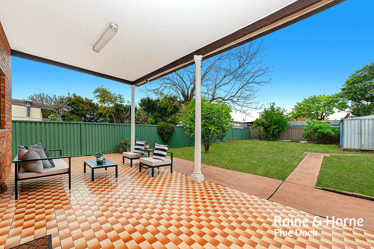 104 Crinan Street, HURLSTONE PARK, NSW 2193