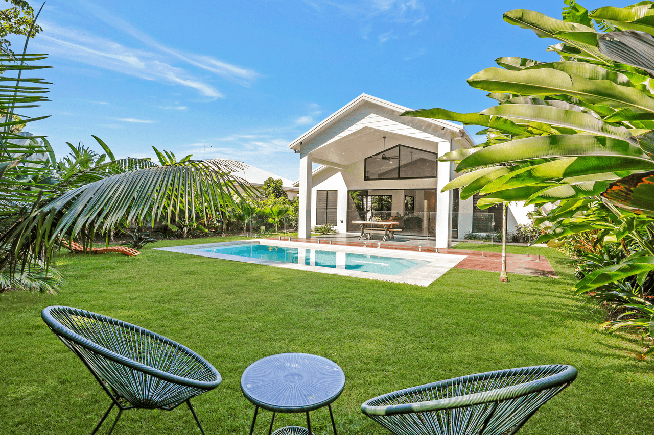 55 Argentea Boulevard, PALM COVE, QLD 4879