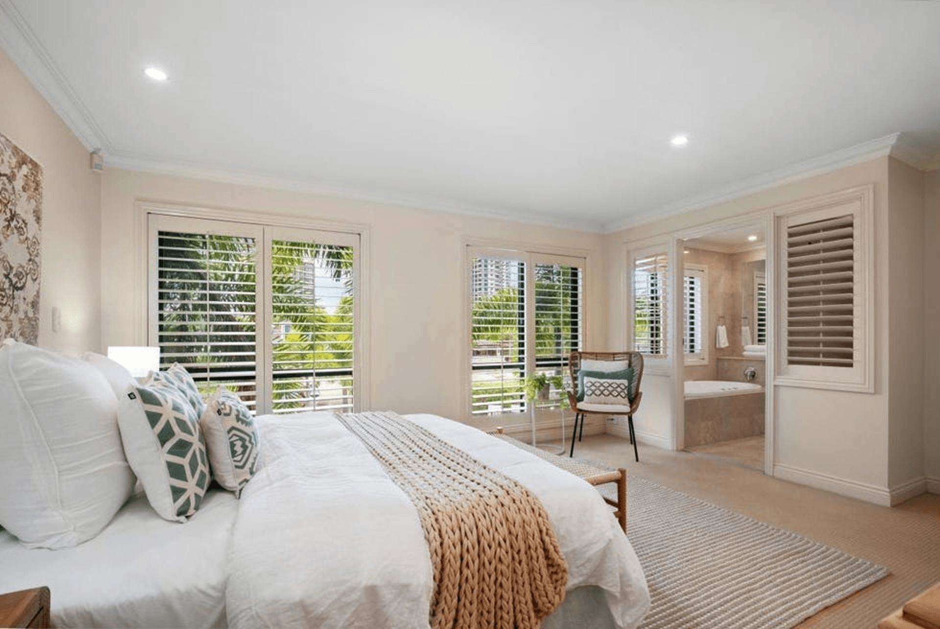 13 Seafarer Court, Paradise Waters, QLD 4217