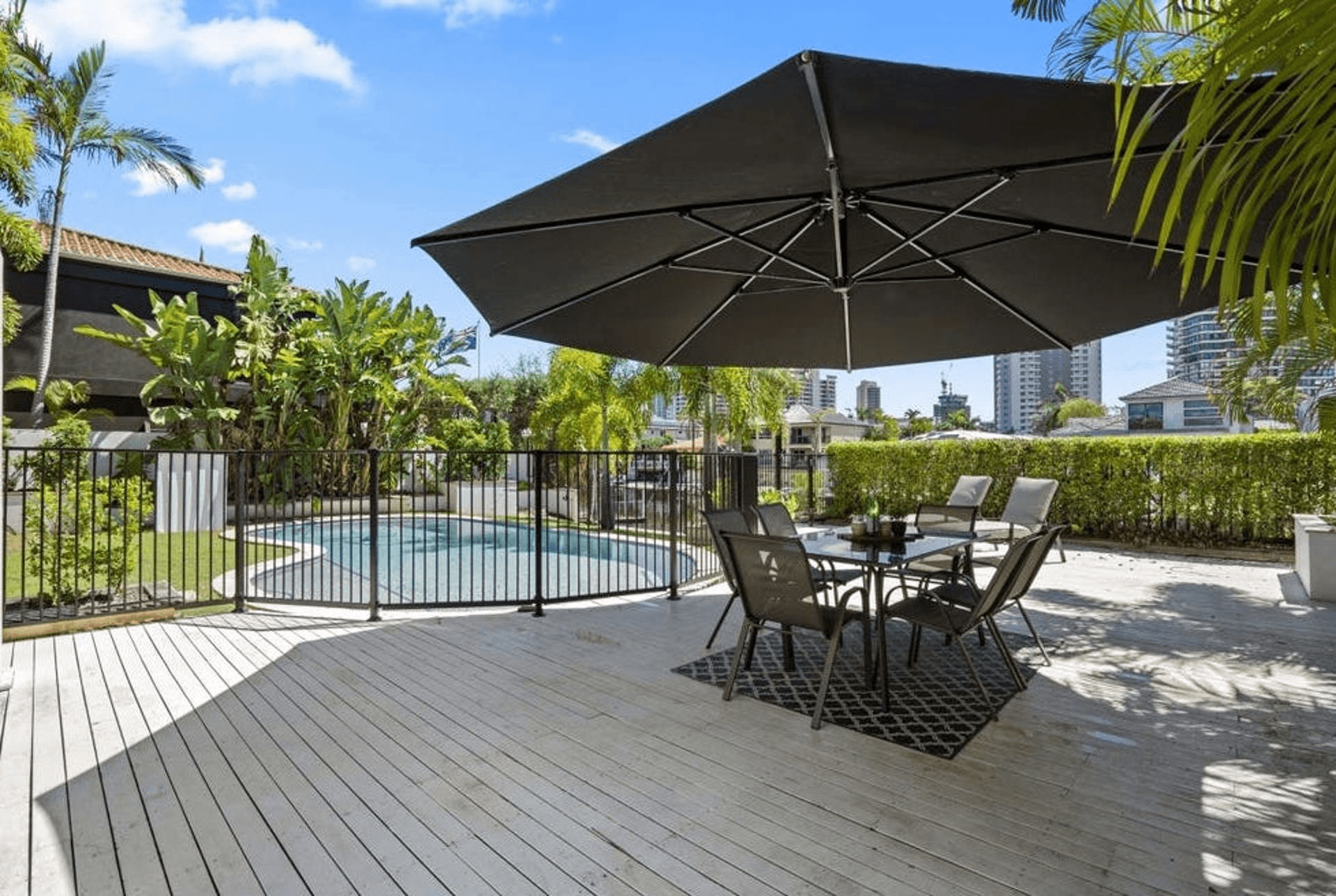 13 Seafarer Court, Paradise Waters, QLD 4217