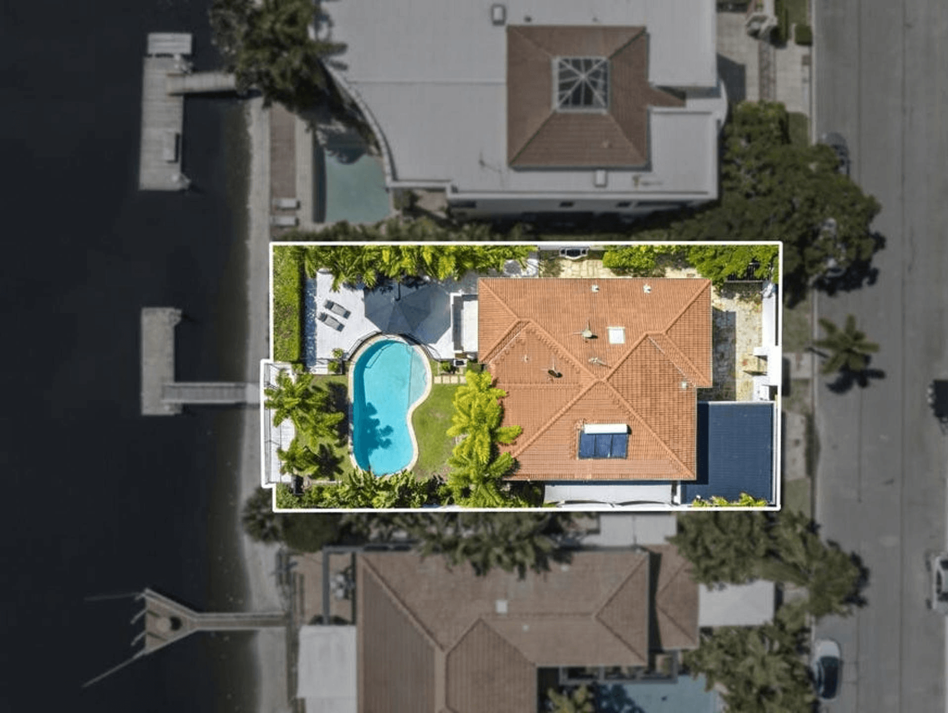 13 Seafarer Court, Paradise Waters, QLD 4217