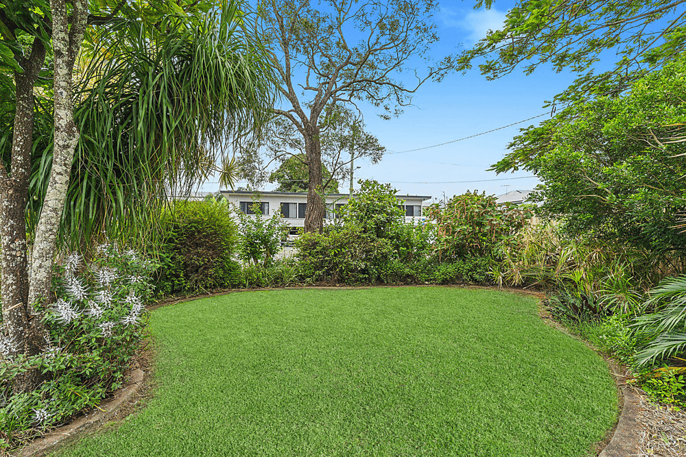 1 Wolsey Parade, Wynnum, QLD 4178