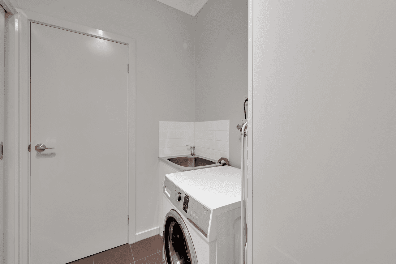 2/21 Grandview Grove, BAYSWATER, VIC 3153