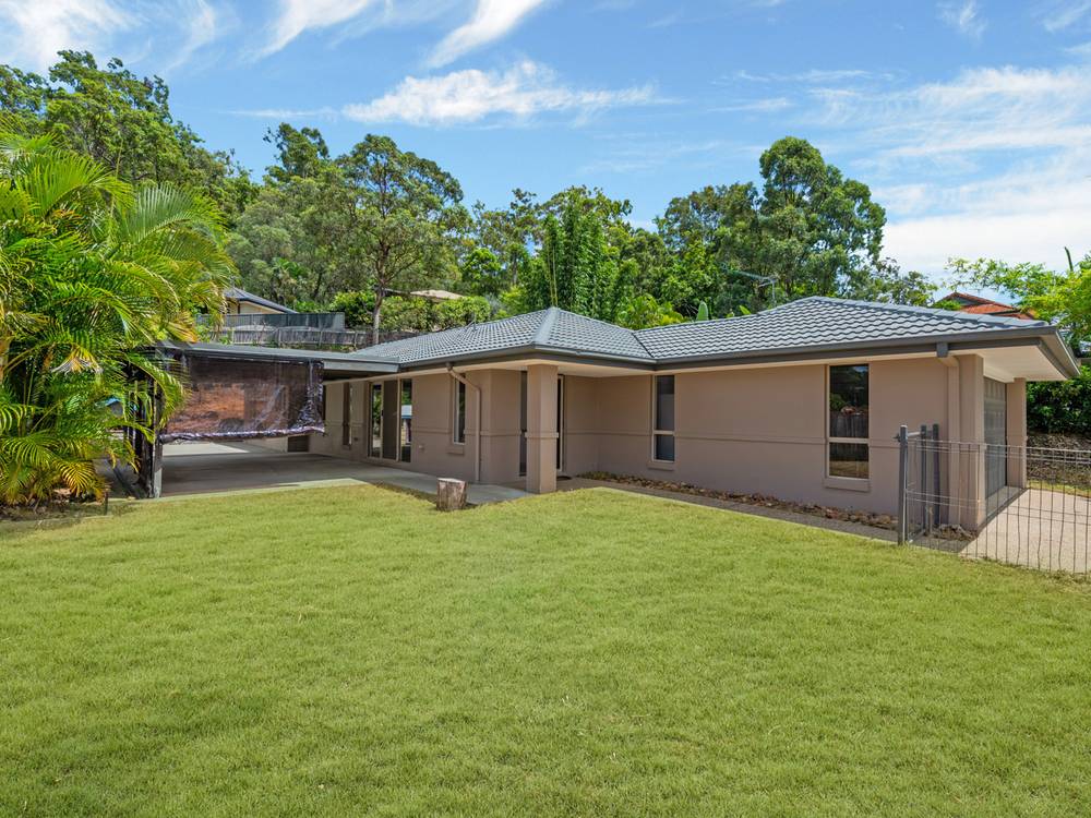 15 Davis Cup Court, OXENFORD, QLD 4210