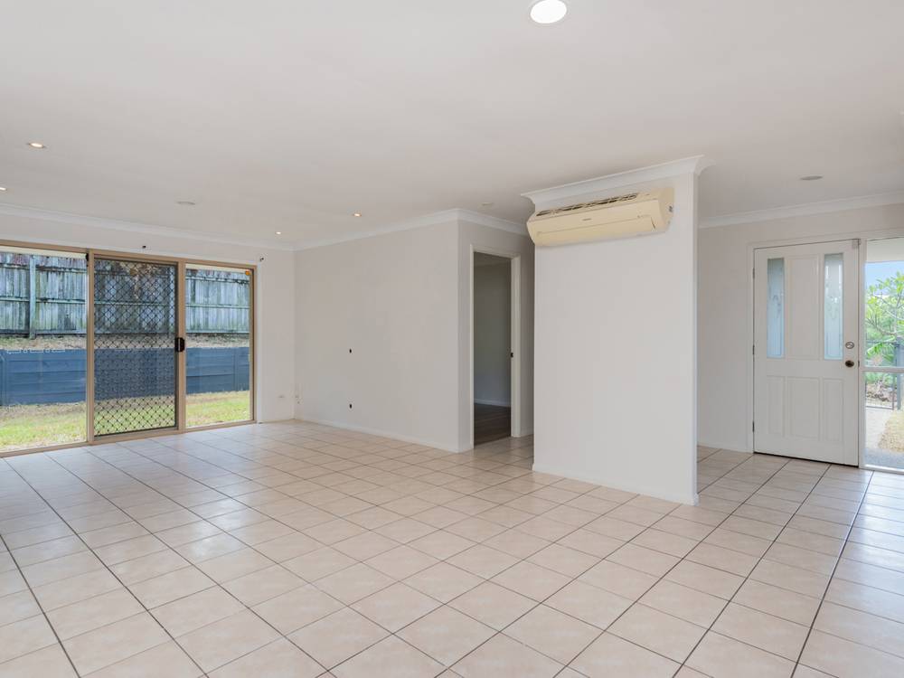 15 Davis Cup Court, OXENFORD, QLD 4210