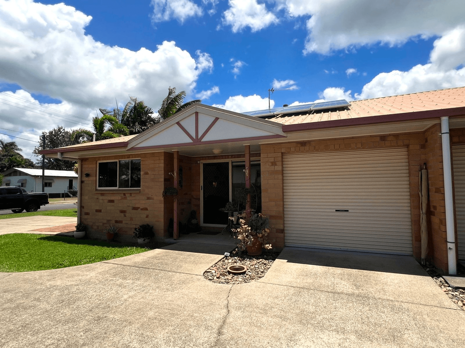 1/12 East Street, SARINA, QLD 4737