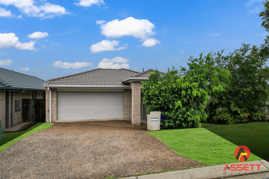 9 Carron Court, BRASSALL, QLD 4305