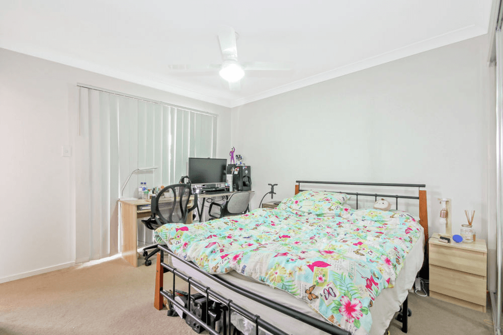 z4/2311 Logan Road, EIGHT MILE PLAINS, QLD 4113