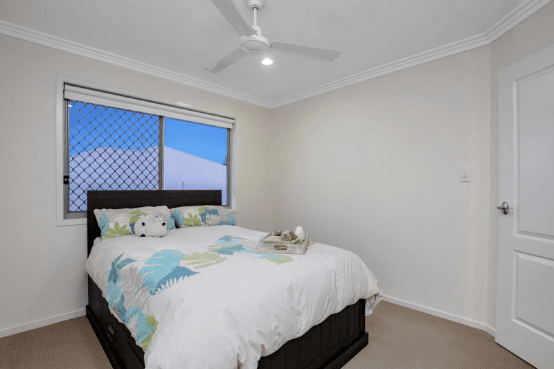 2/5 Terang Court, ORMEAU, QLD 4208