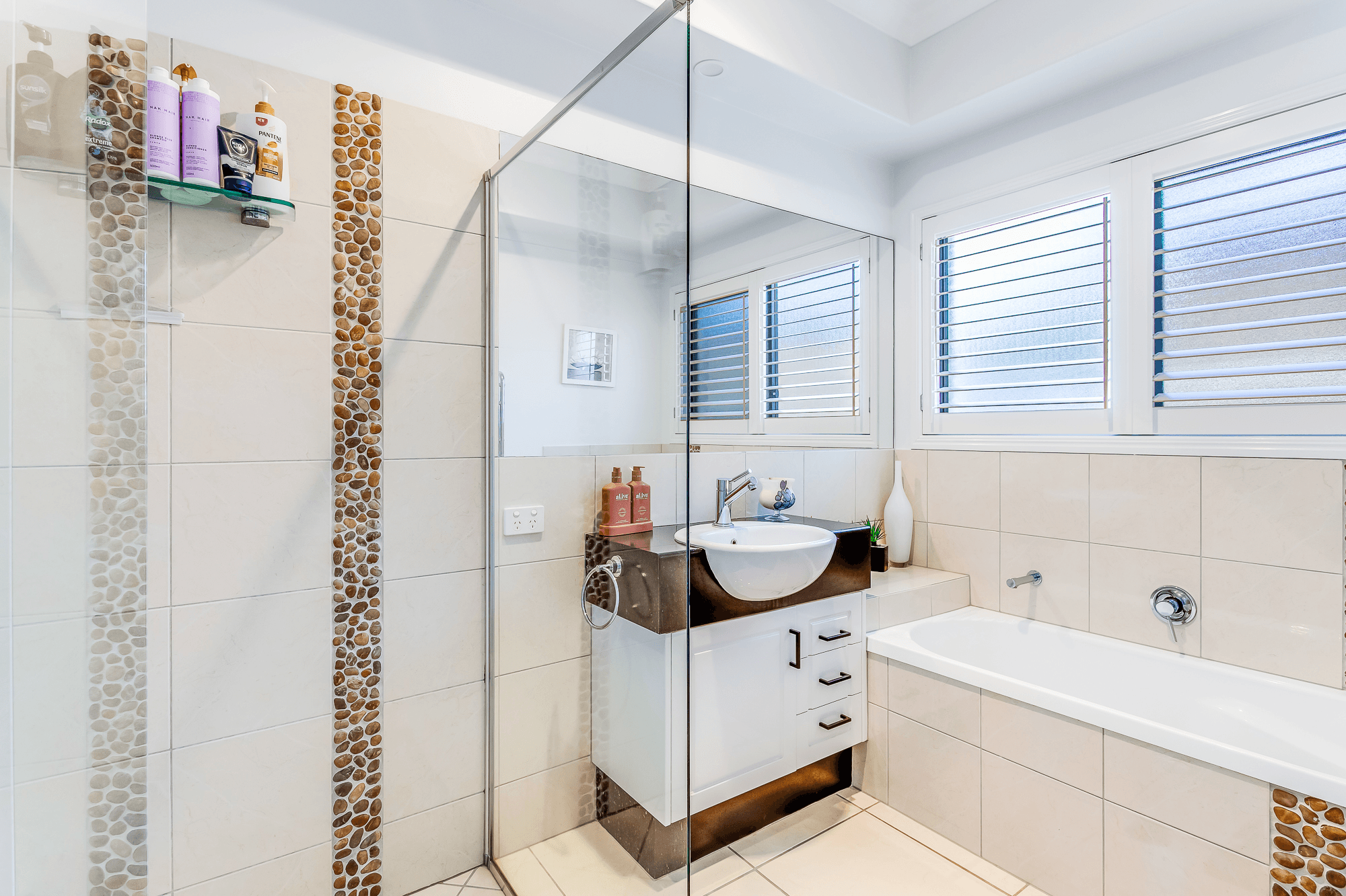 18 Robertson Avenue, Margate, QLD 4019