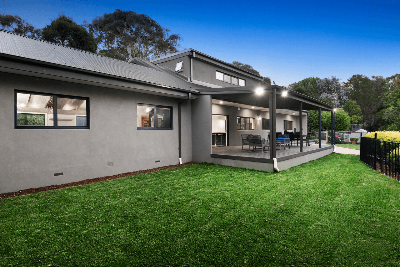 9 Eucalyptus Road, Eltham, VIC 3095