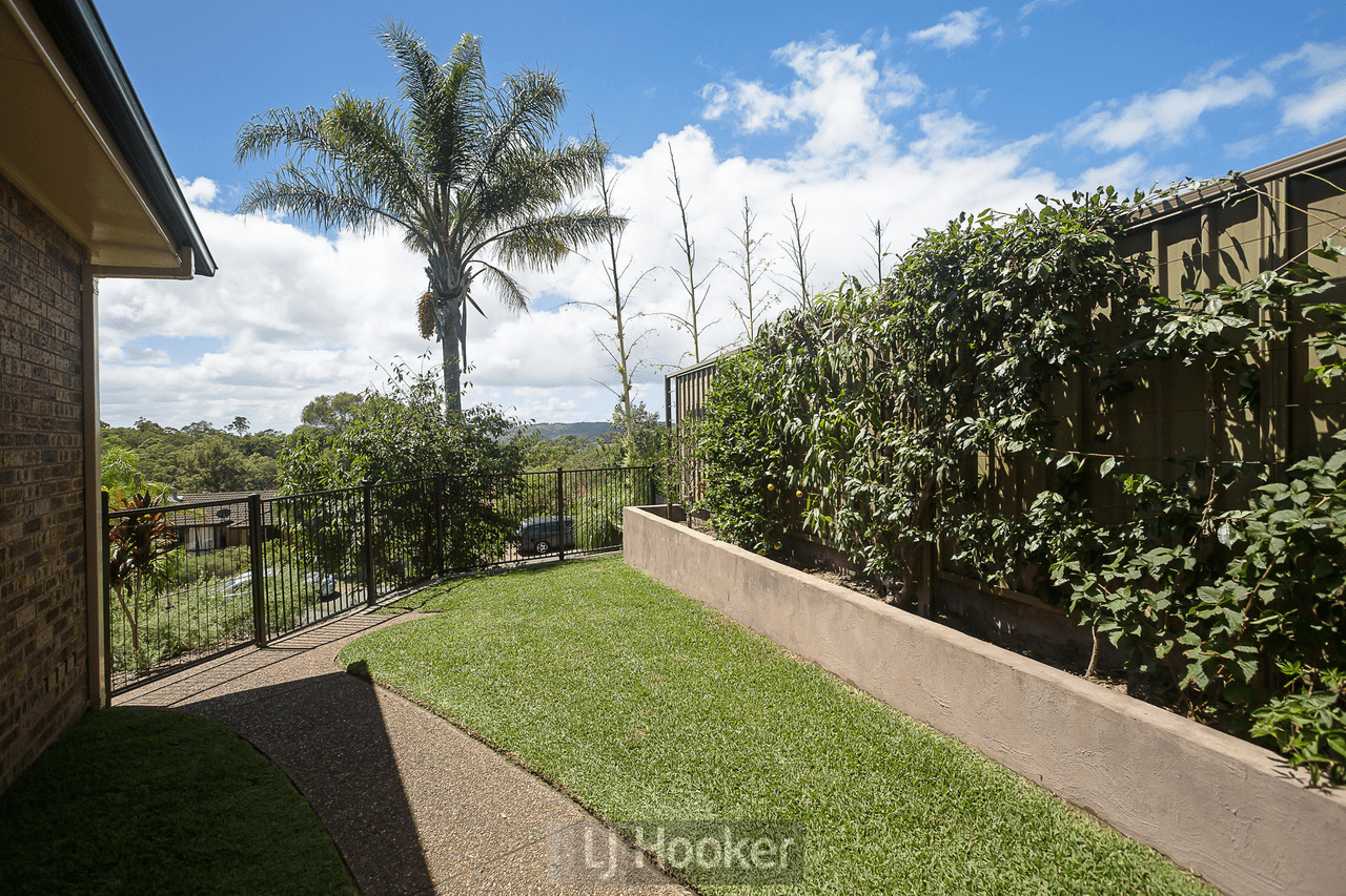 6 Advance Drive, WOODRISING, NSW 2284