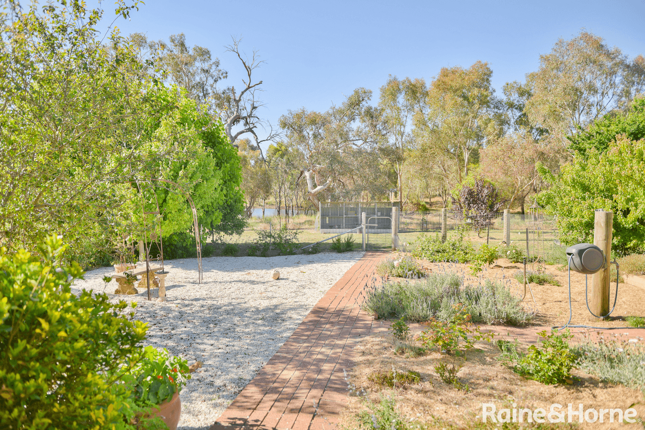 1818 Barwang Road, YOUNG, NSW 2594