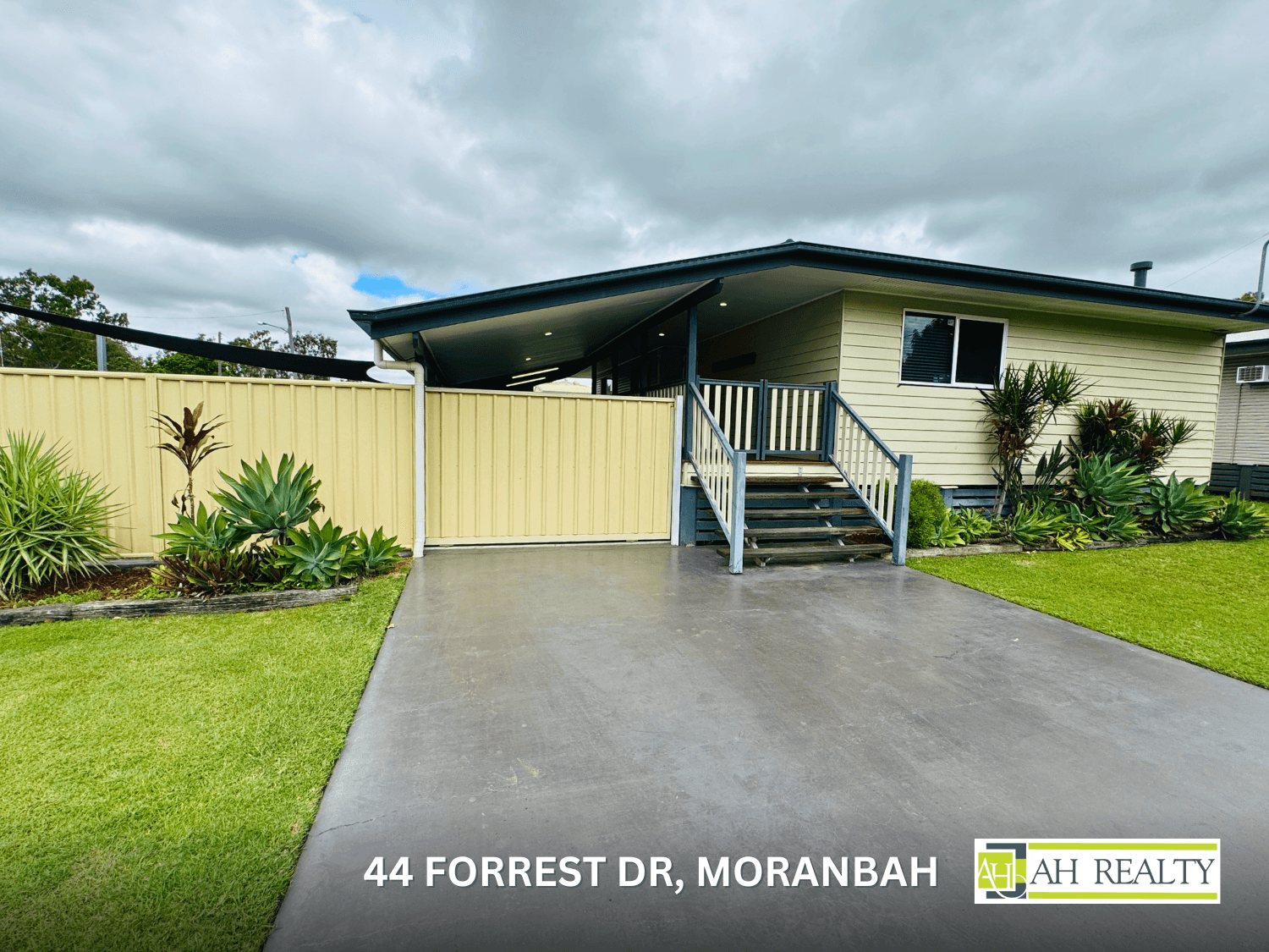 44 Forrest Drive, MORANBAH, QLD 4744