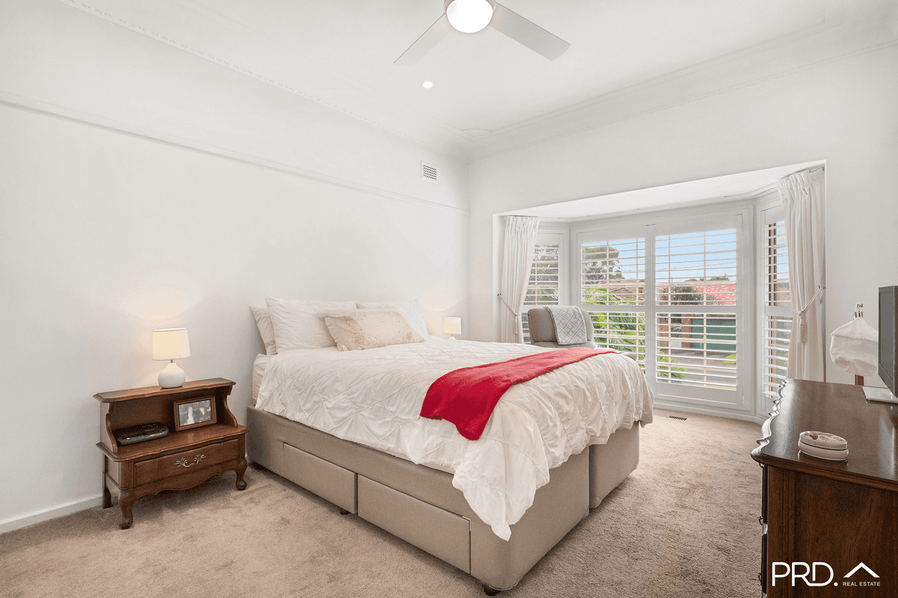 1 Haigh Avenue, ROSELANDS, NSW 2196