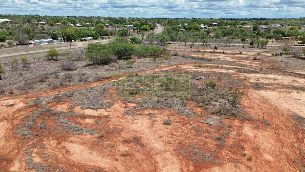 56 Bluff Road, MILLCHESTER, QLD 4820