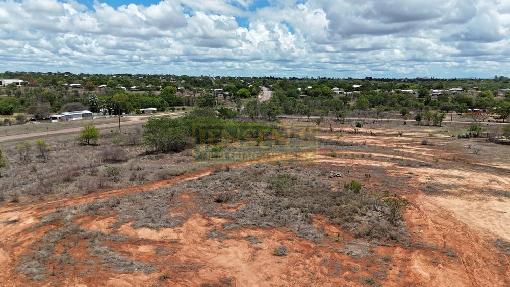 56 Bluff Road, MILLCHESTER, QLD 4820