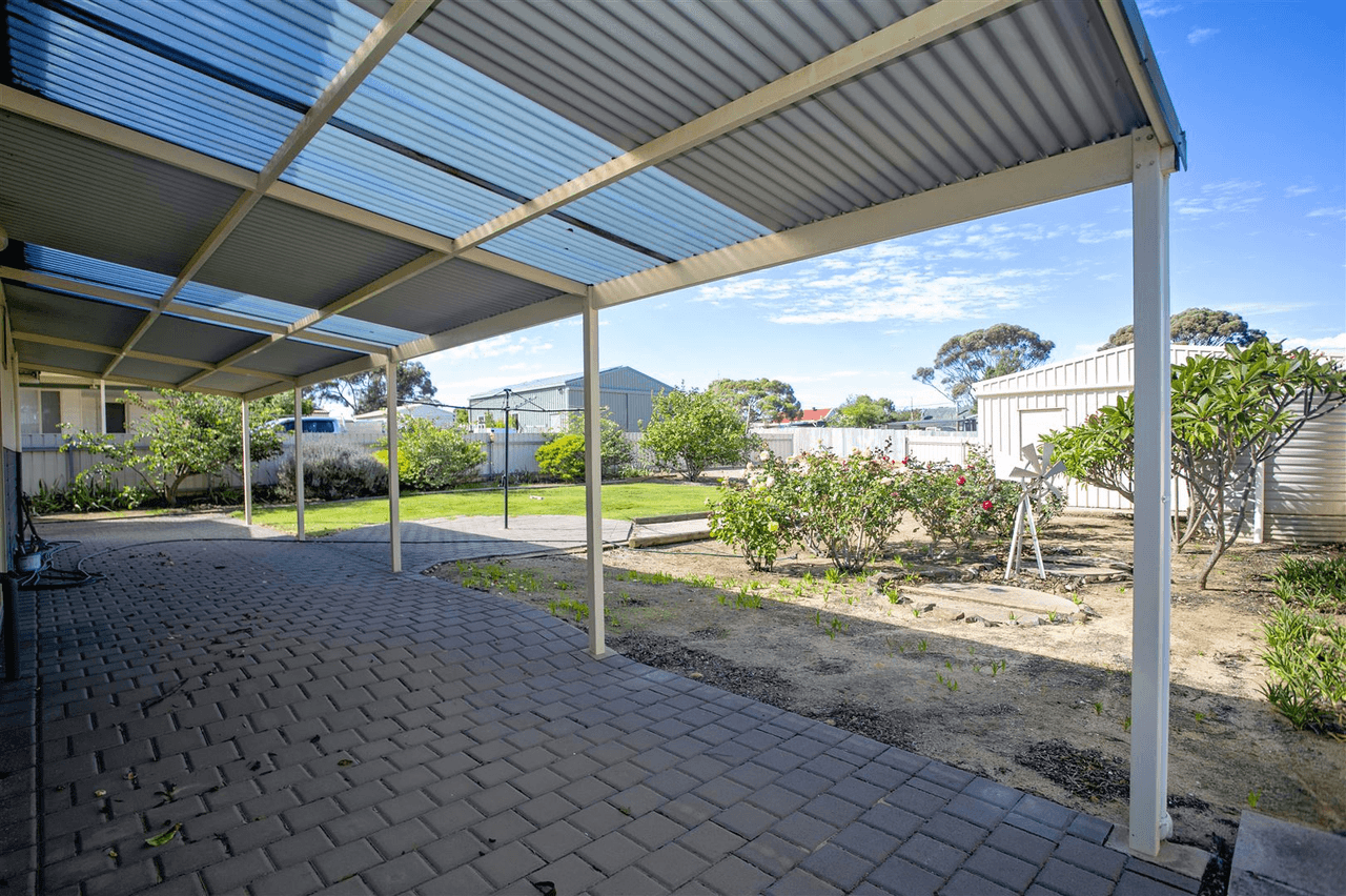 6 Daw Street, RAVENSTHORPE, WA 6346