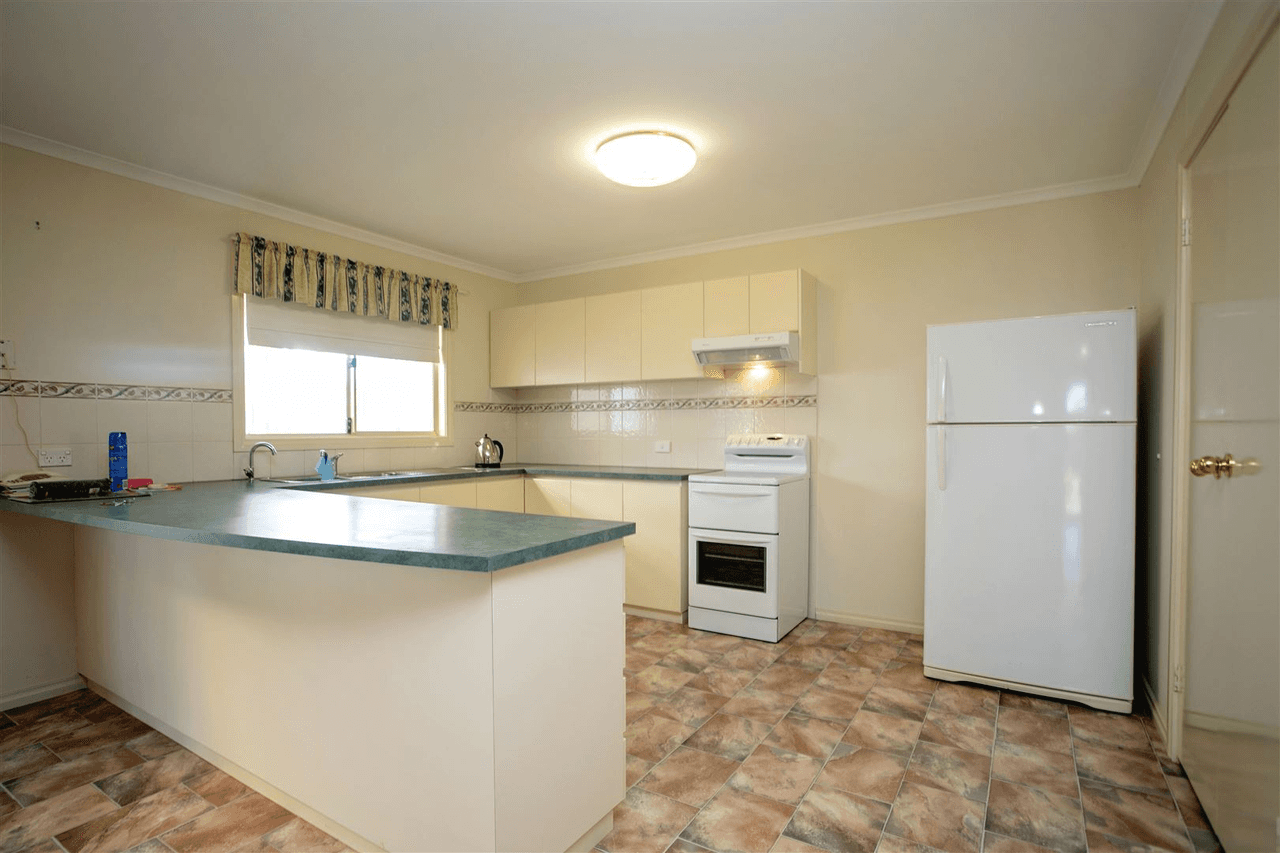 6 Daw Street, RAVENSTHORPE, WA 6346