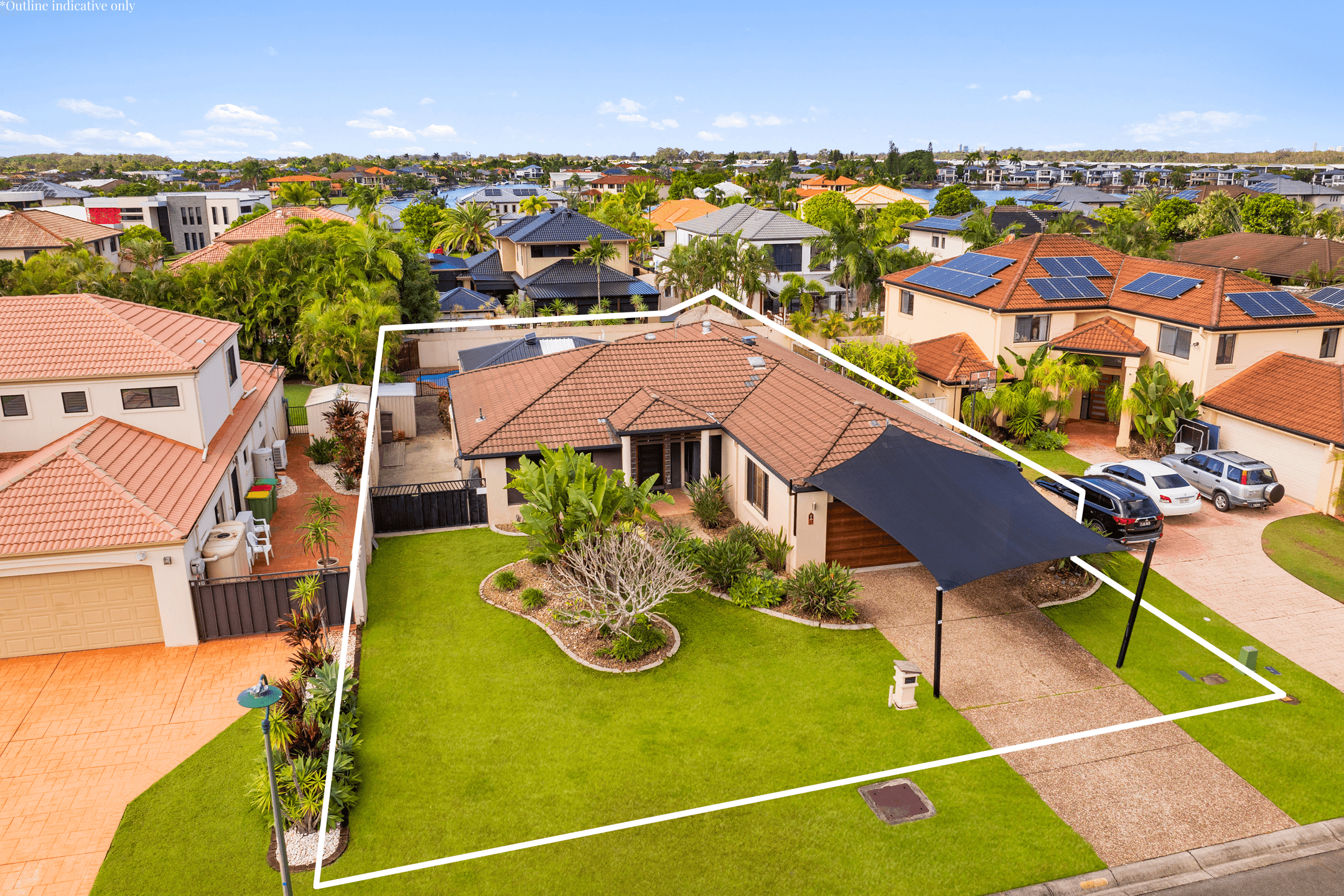 17 Grande Terrace, HELENSVALE, QLD 4212
