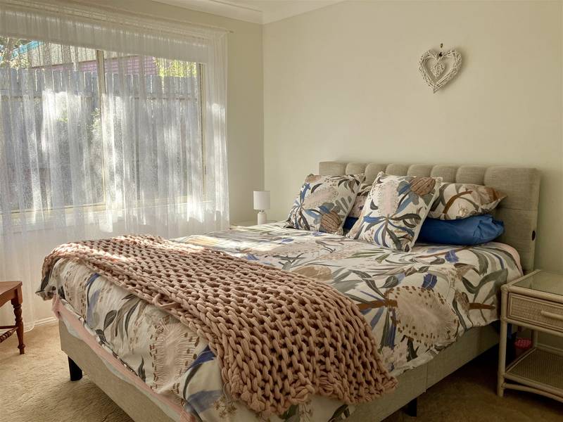 8 Doncaster Place, HYLAND PARK, NSW 2448