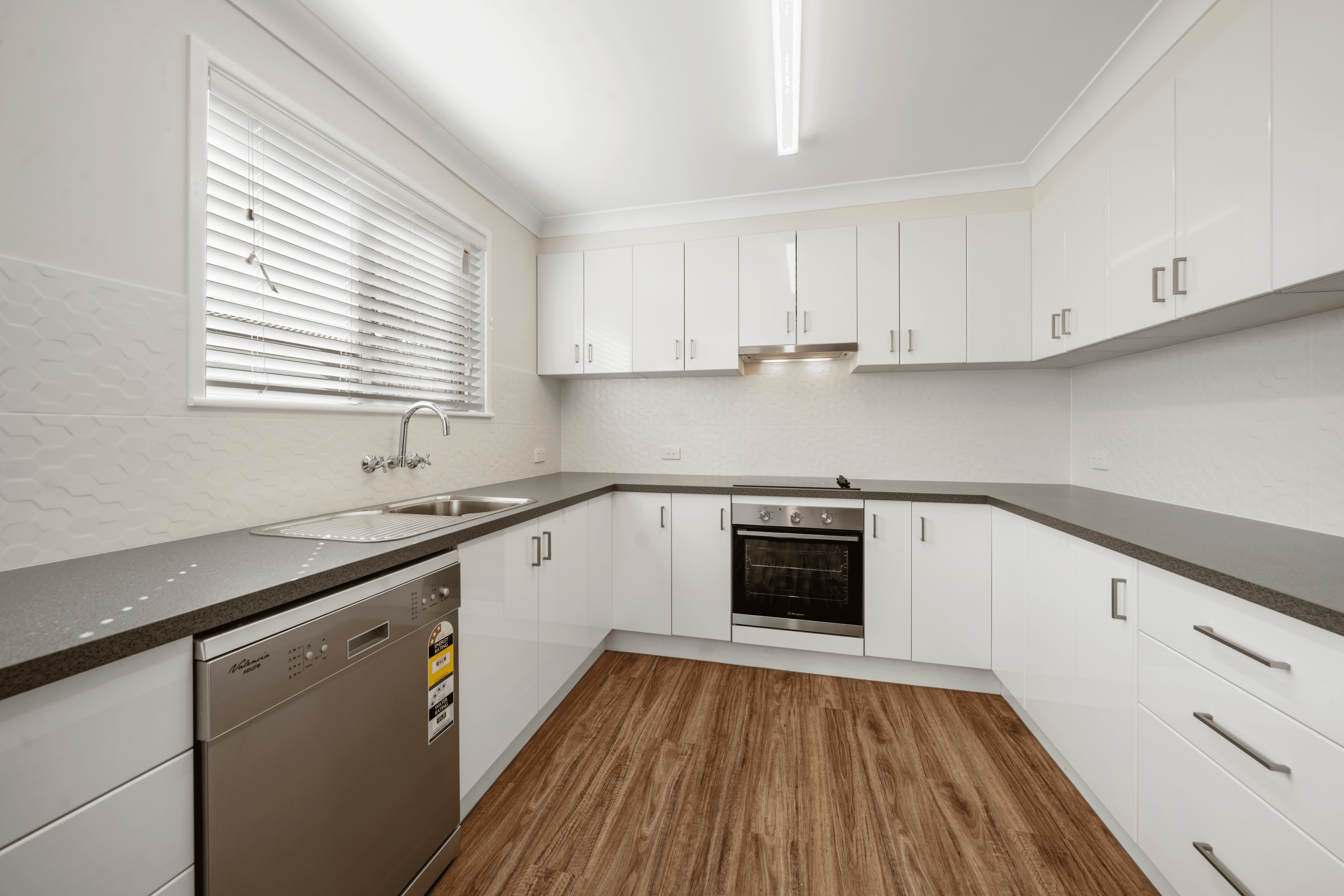 25 Denyer Street, Wilsonton, QLD 4350
