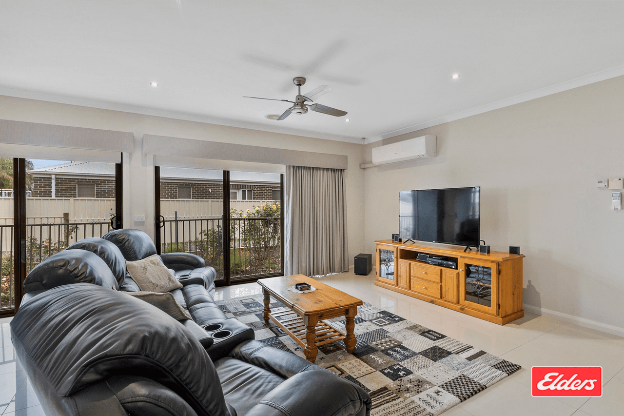 21  Leah Drive, YARRAWONGA, VIC 3730