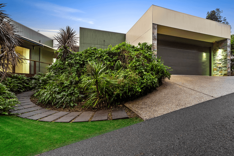 2 Yagoi Place, CURRUMBIN VALLEY, QLD 4223