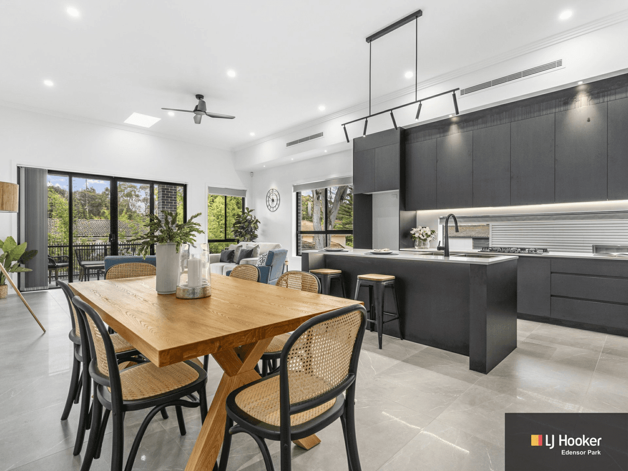 11A Links Avenue, CABRAMATTA, NSW 2166