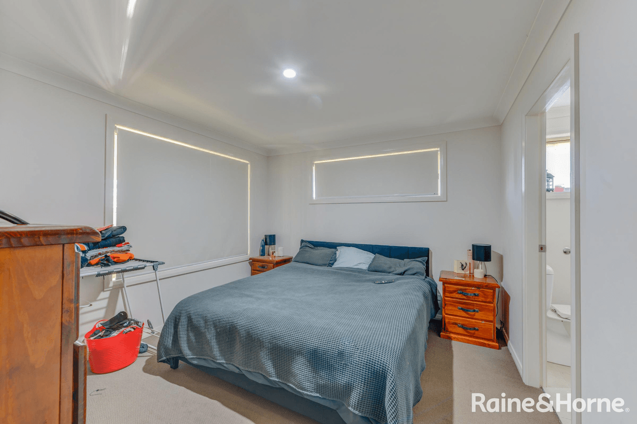 57 Kenny Drive, TAMWORTH, NSW 2340