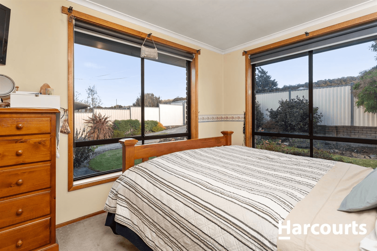 26 Margaret Street, Beaconsfield, TAS 7270