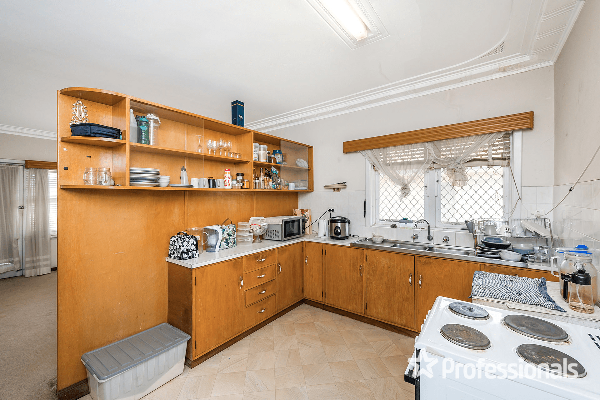 318 Wanneroo Road, NOLLAMARA, WA 6061