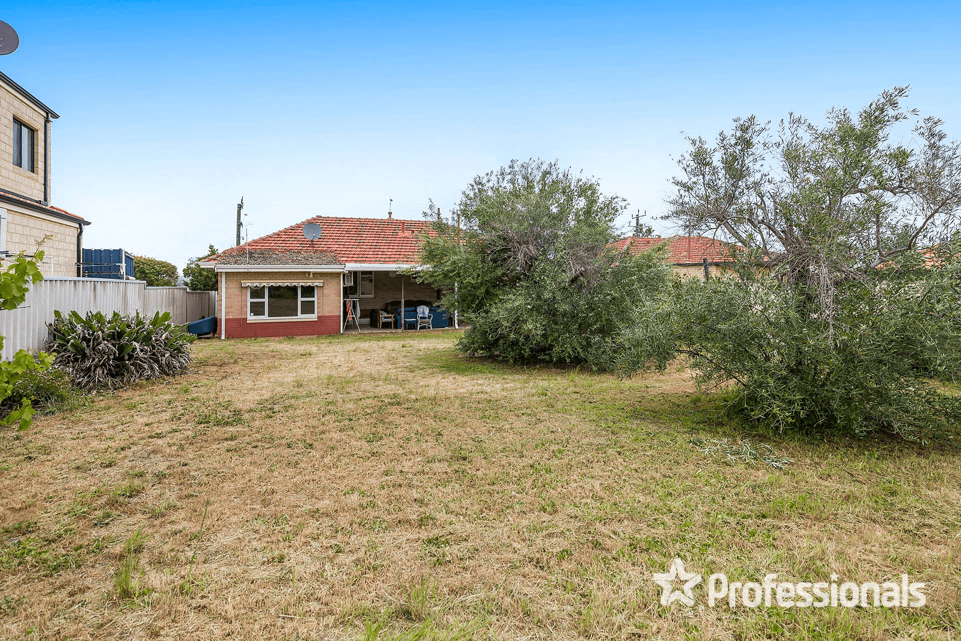 318 Wanneroo Road, NOLLAMARA, WA 6061