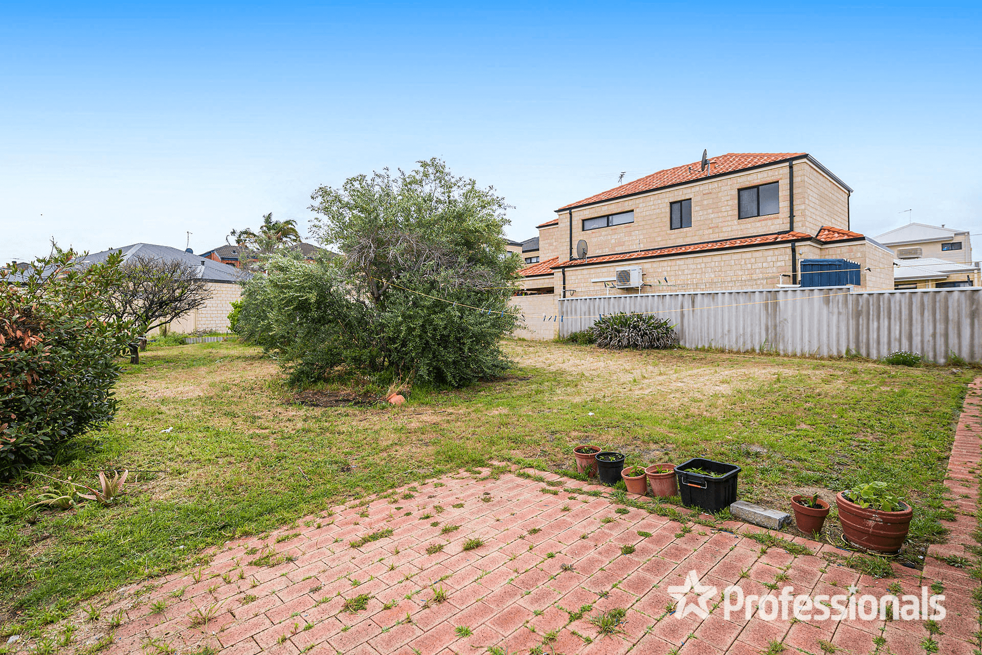 318 Wanneroo Road, NOLLAMARA, WA 6061