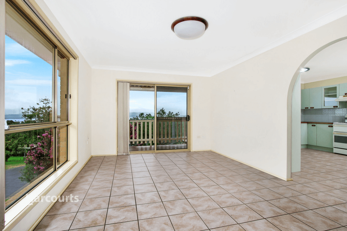 1/2 Petrel Place, Blackbutt, NSW 2529