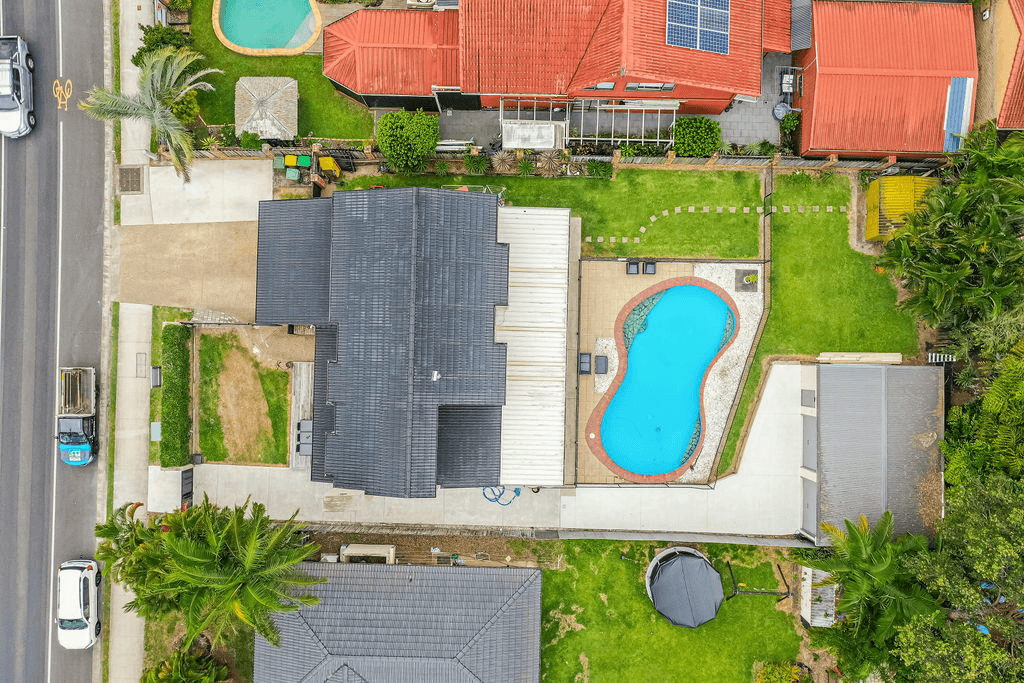 86 Karawatha Dr, Mountain Creek, QLD 4557