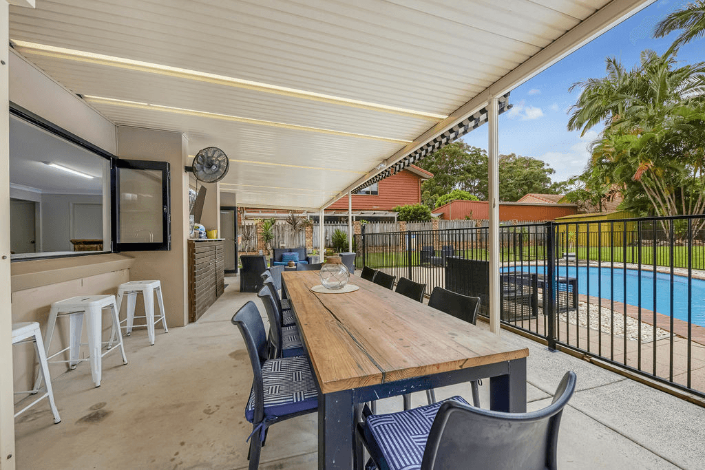 86 Karawatha Dr, Mountain Creek, QLD 4557