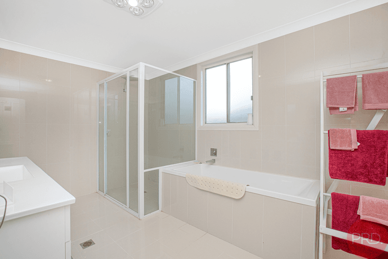 17 Evans Street, GRETA, NSW 2334