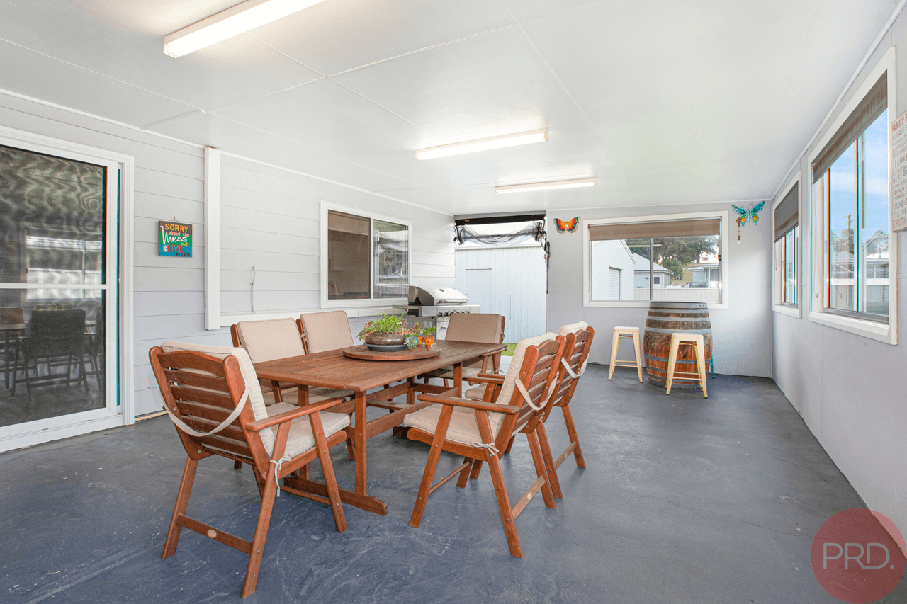 17 Evans Street, GRETA, NSW 2334