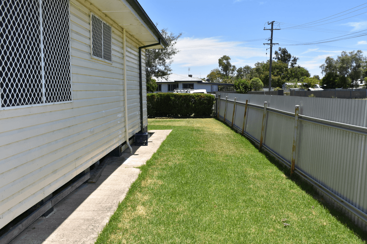 26 Adelaide Street, MOREE, NSW 2400