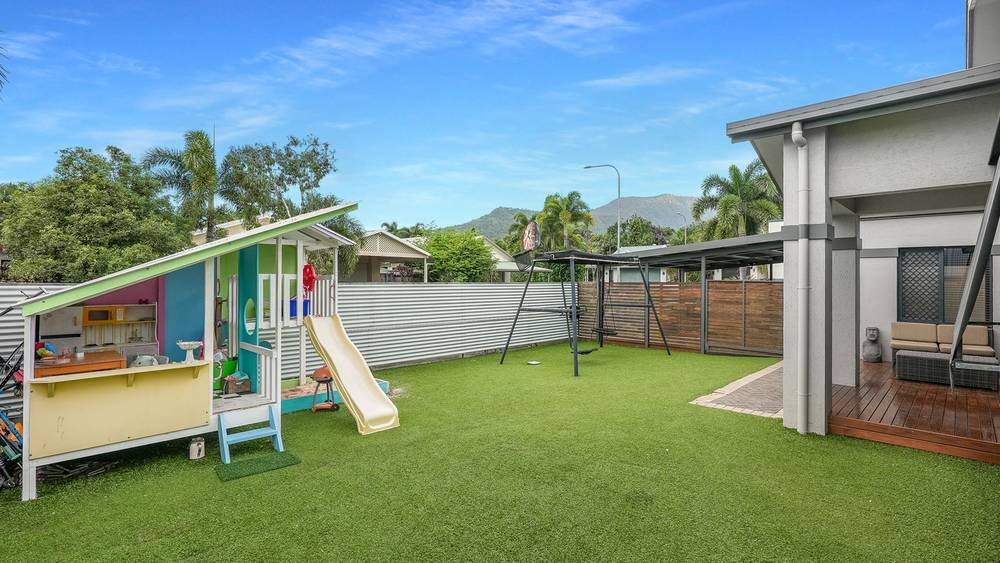 14 Howie Close, KEWARRA BEACH, QLD 4879