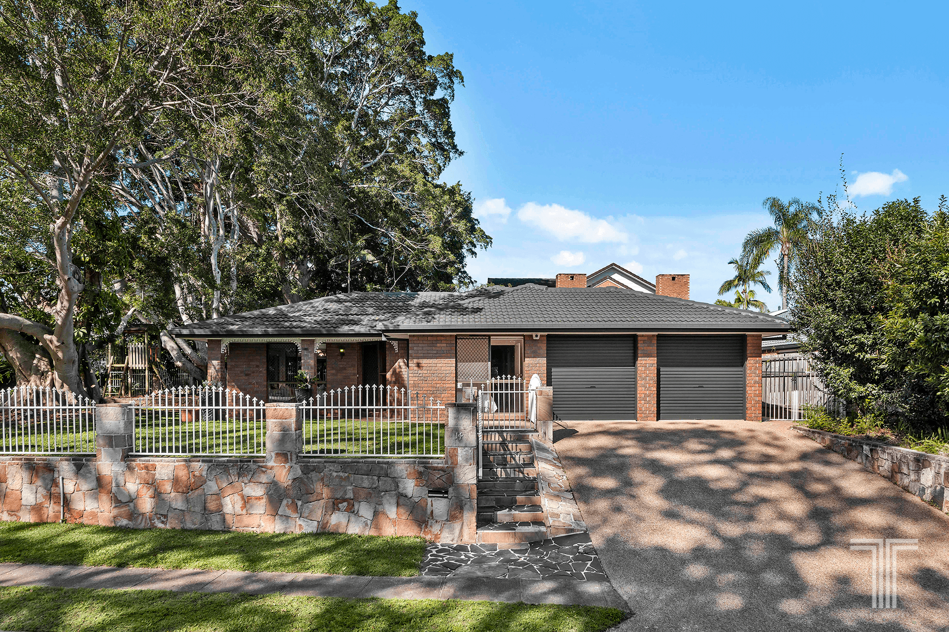 14 Bridgnorth Street, Carindale, QLD 4152